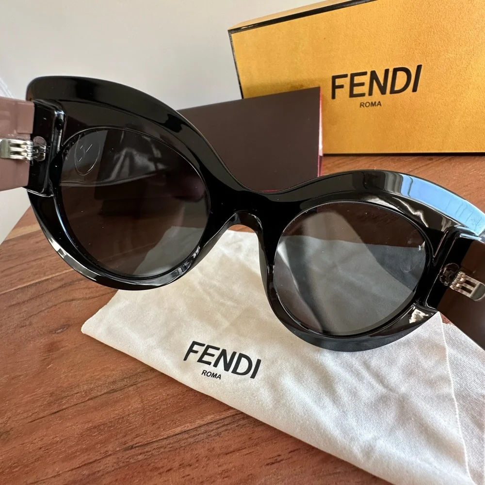 FENDI Black Frame Brown Leg Sunglasses - Picture 9 of 11
